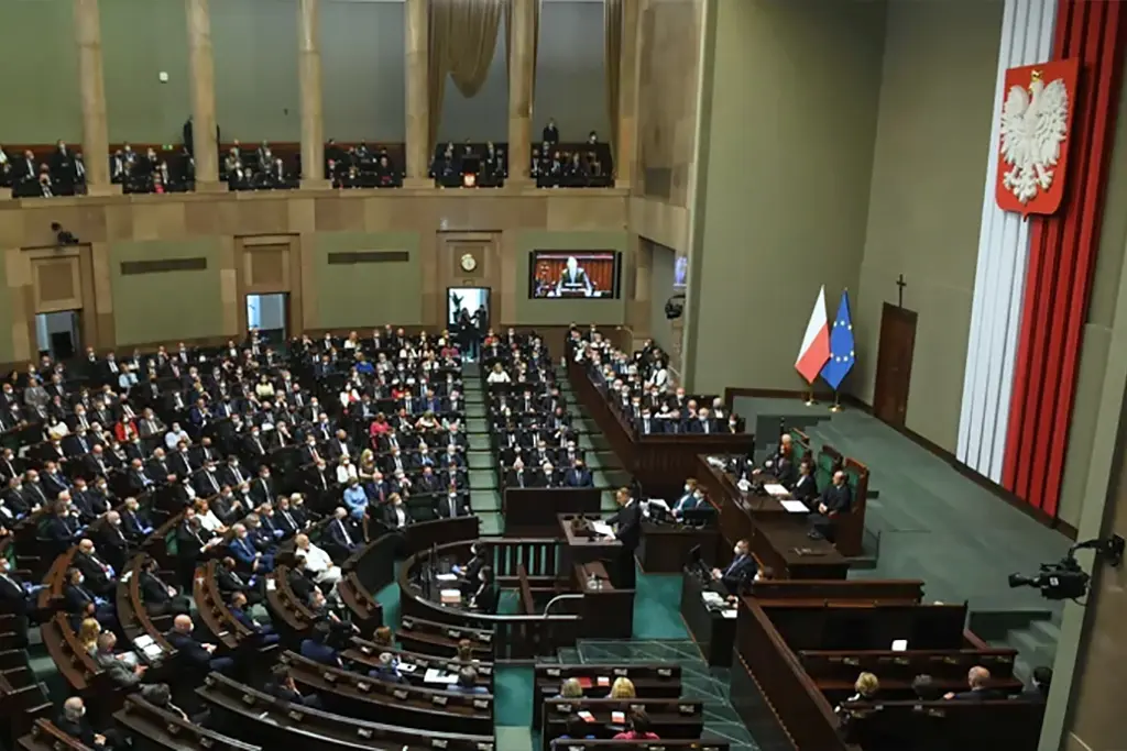 Польша созывает Национальное собрание